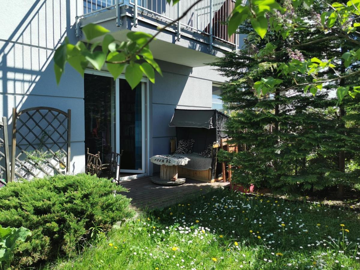 Przytulna Kawalerka Z Ogrodem Apartment Gdansk Exterior photo